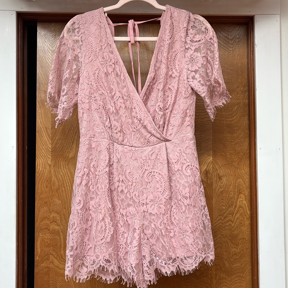 Trixxi Lace Romper Mauve pink medium